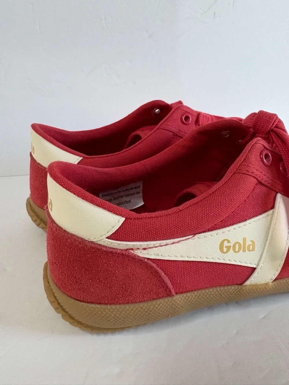 NWT Gola Badminton Court Sneakers Size 8 Women’s